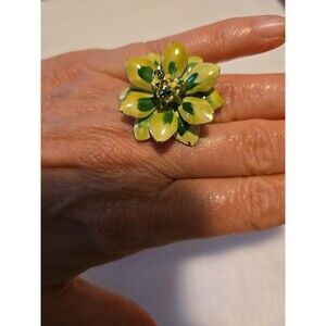 Green Flower Vintage Ring